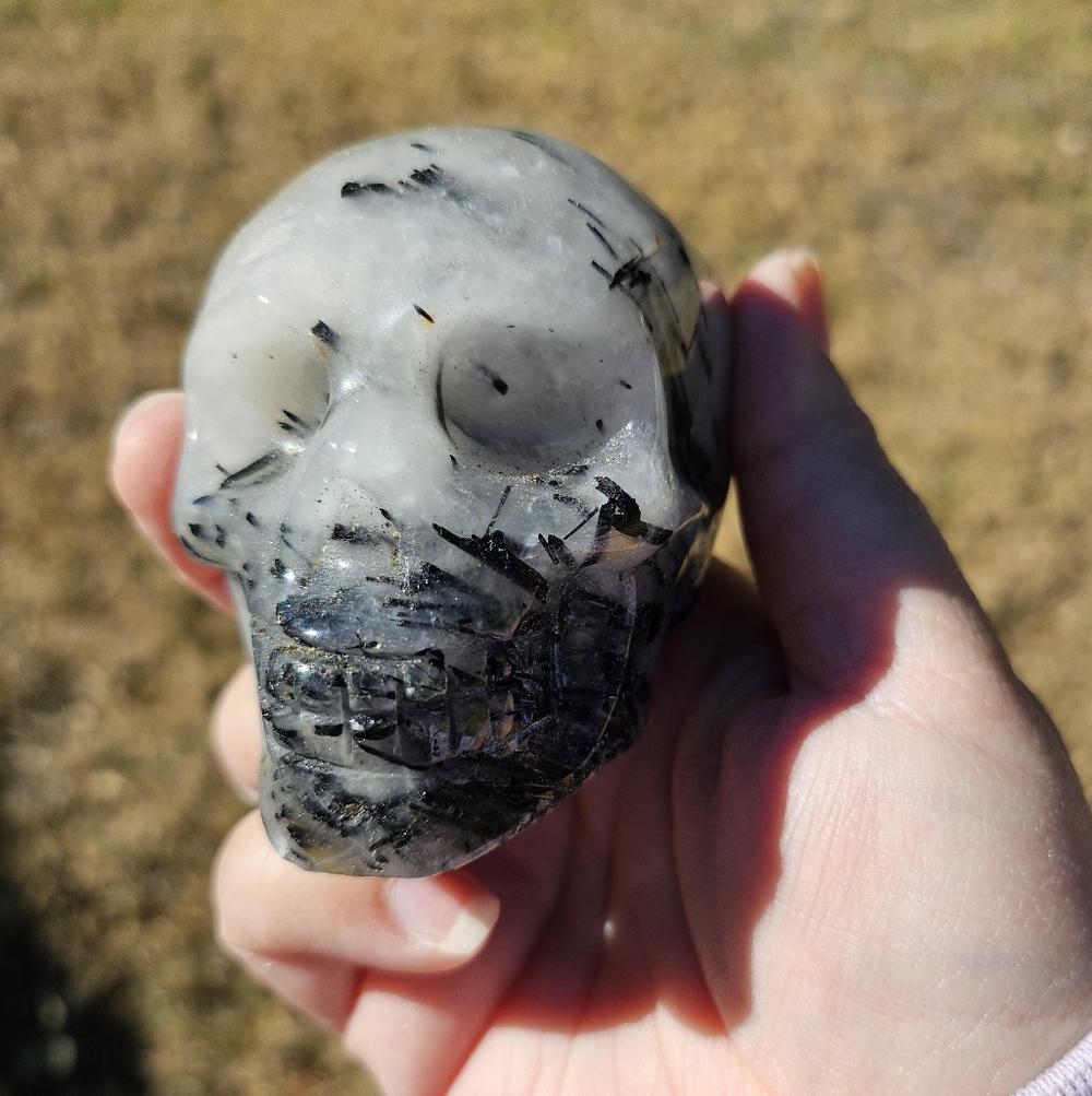 black tourmaline skull 3.3 in - Picture 2 of 6